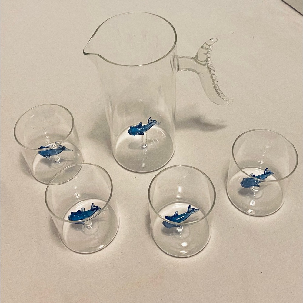 CASARIALTO Hand Blown Glassware: Pitcher & 4 Glasses from Italy.